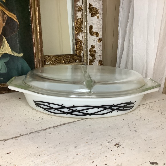 Vintage Pyrex White Black Barbed Wire Covered Divided Casserole Dish